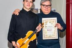 2019_ivos_margoni_violinista_e_il_liutaio_riccardo_scandola